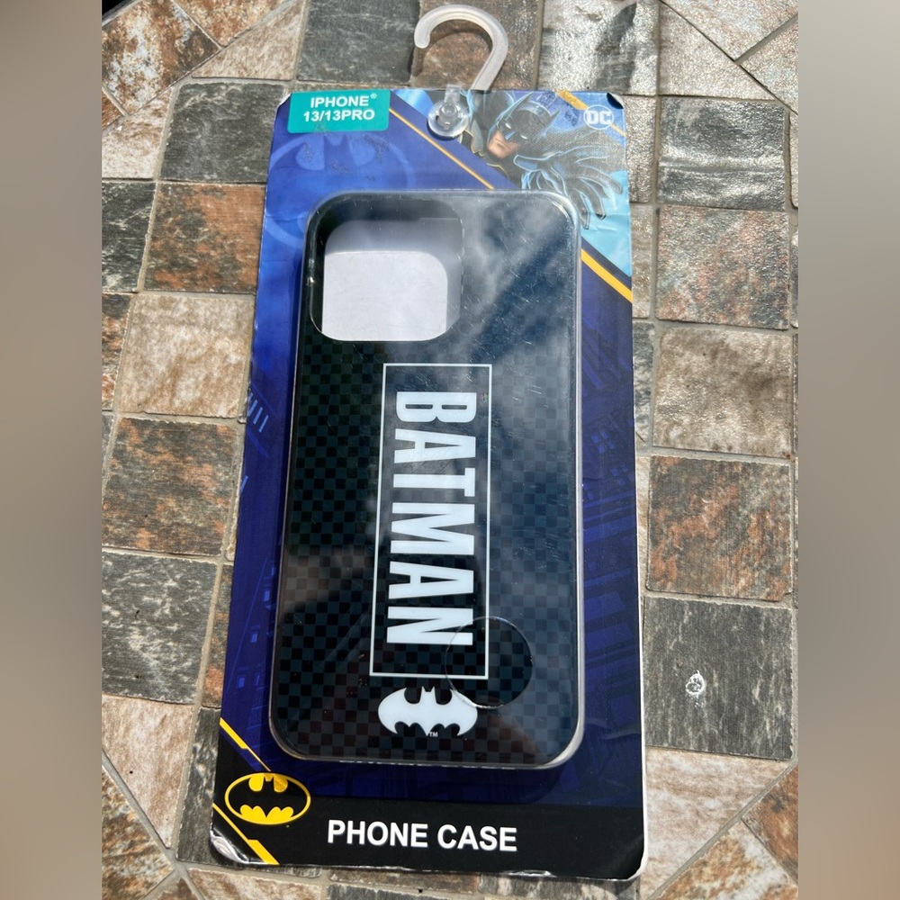 iPhone 13/13 Pro Batman DC Protective Phone Case Primark - Picture 1 of 2